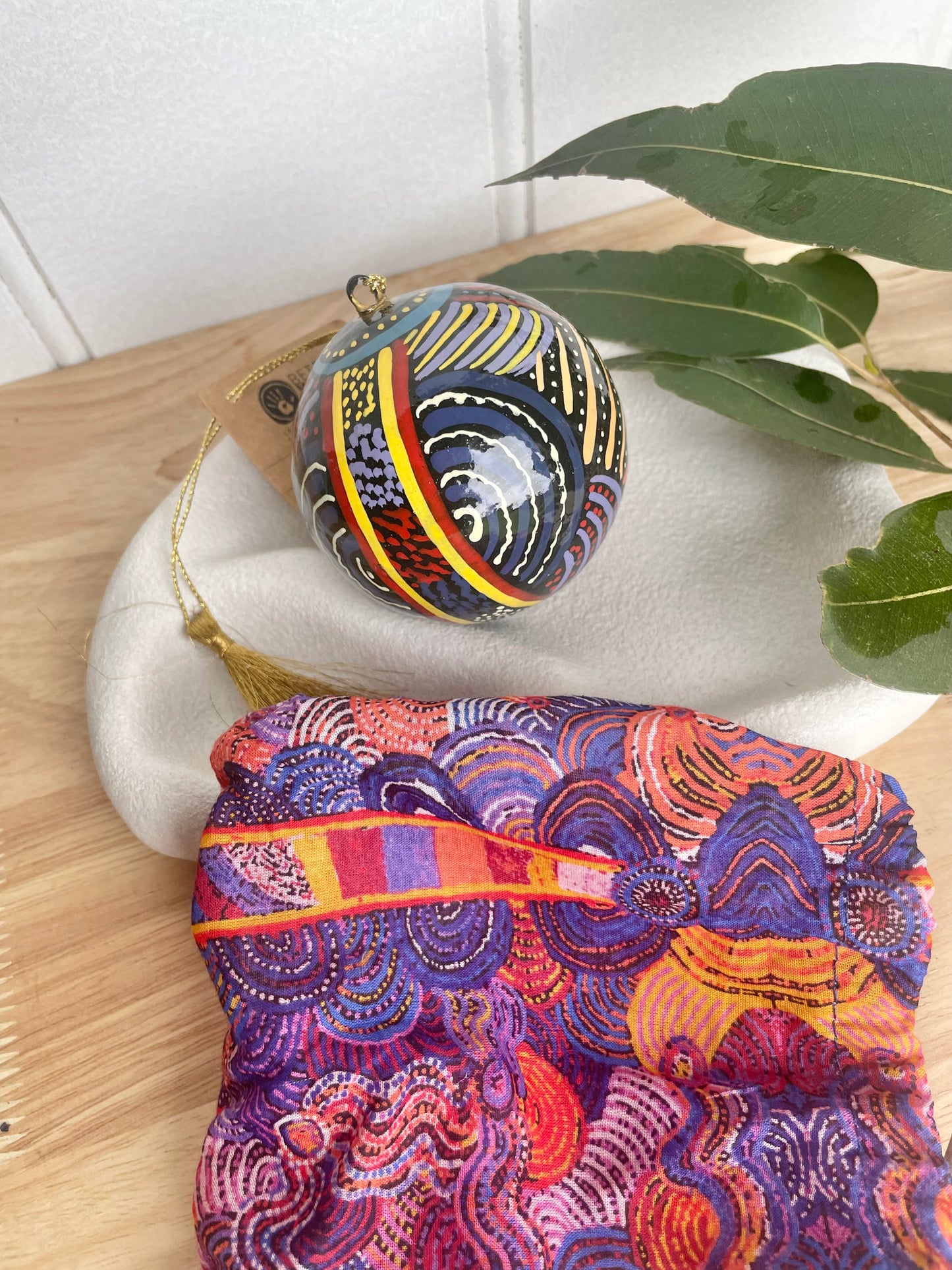 Christmas Bauble - Nora Nyutjanka Davidson